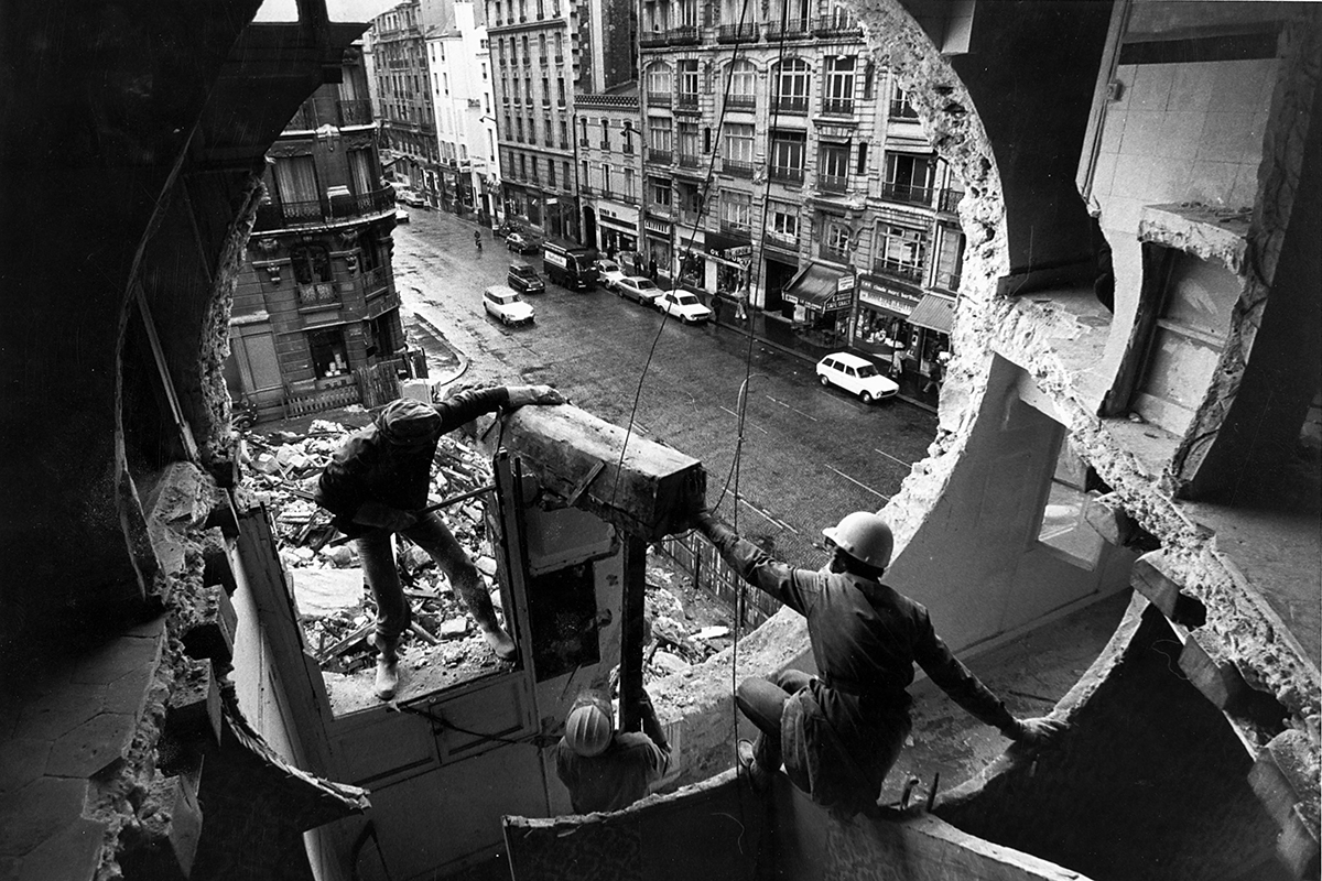 The Bronx Museum Of The Arts Celebrates Anarchitecture Of Gordon 