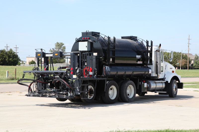 MA30 mastic applicator from Bergkamp Concrete Construction Magazine