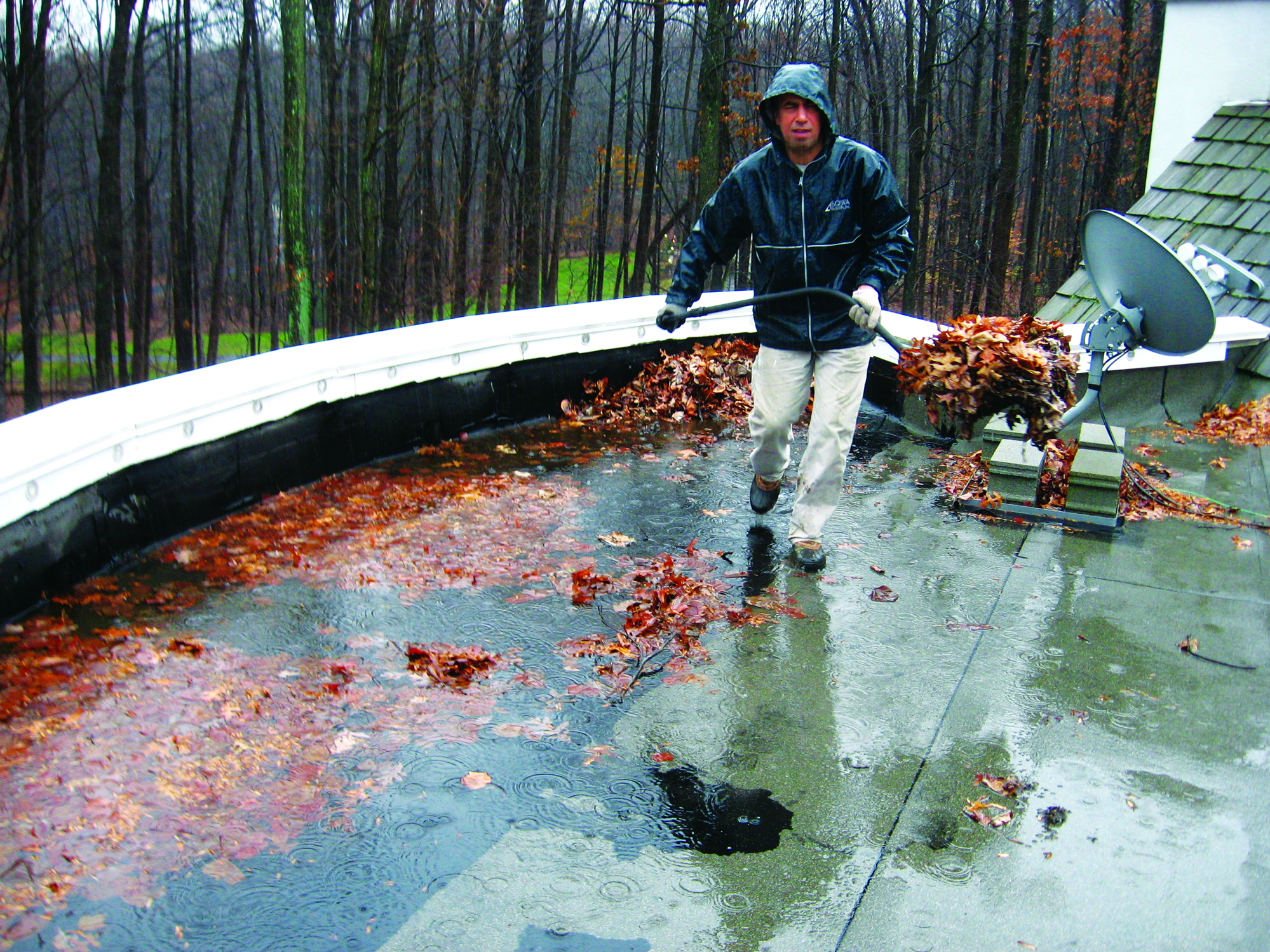 Draining LowSlope Roofs JLC Online Roofing, Roof Decking, Roof
