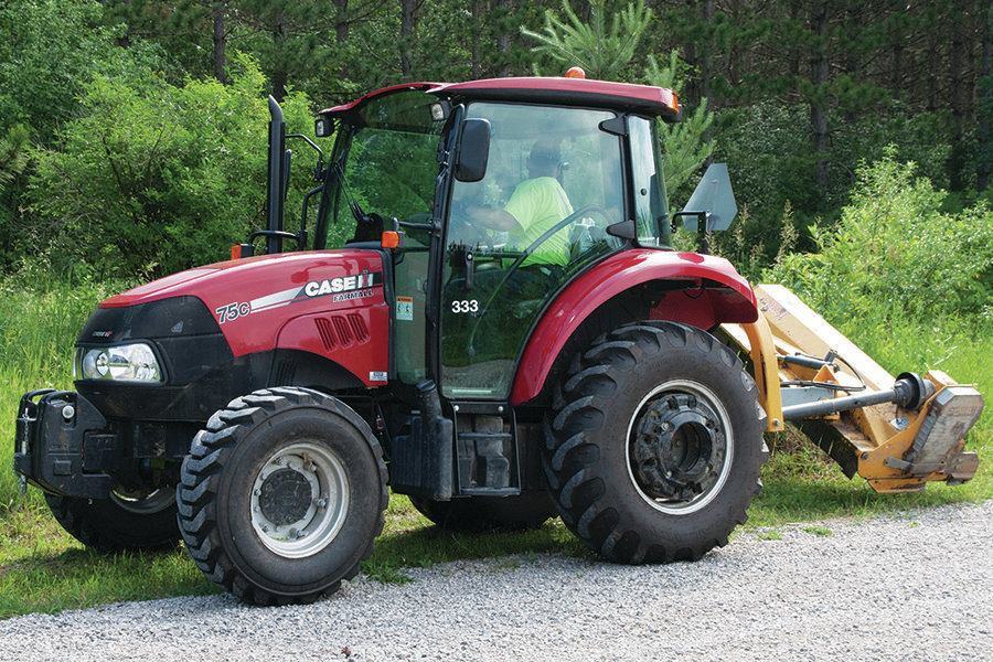 Heavyduty tractors make light work of tough jobs Concrete Construction Magazine