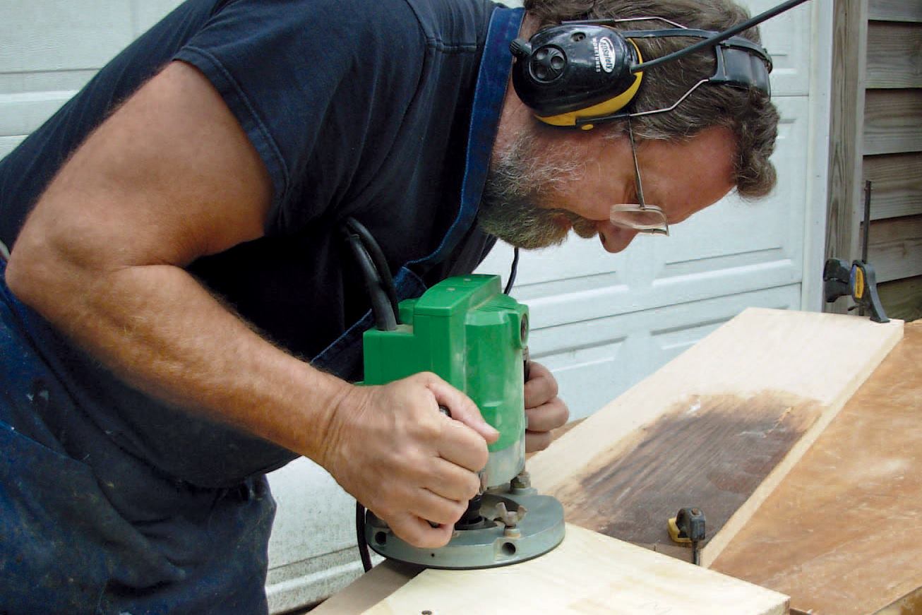 Basic Pattern-Routing for Perfect Tread Returns | JLC Online