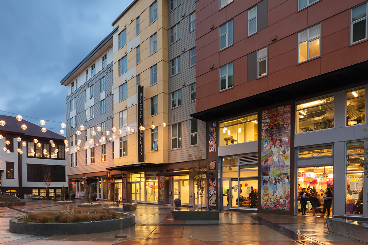 plaza-roberto-maestas-architect-magazine