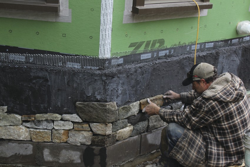 Stone Veneer Transforms Concrete Foundation Stone Ven - vrogue.co