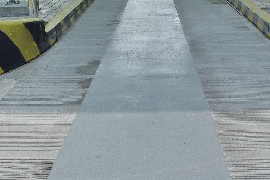 Rhino Linings + Concrete Solutions Quick Set Patch Mix Concrete