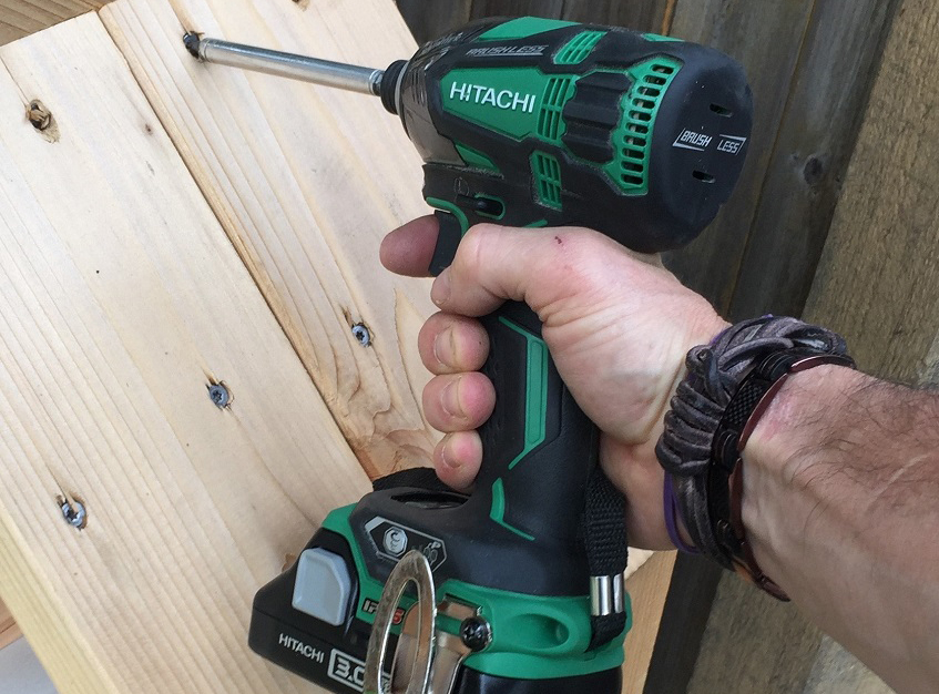 Hitachi Triple Hammer Impact Driver Professional Deck Builder