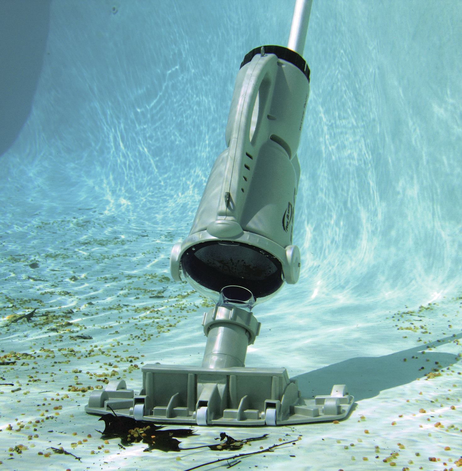 Pool Blaster PRO 900 Aquatics International Magazine