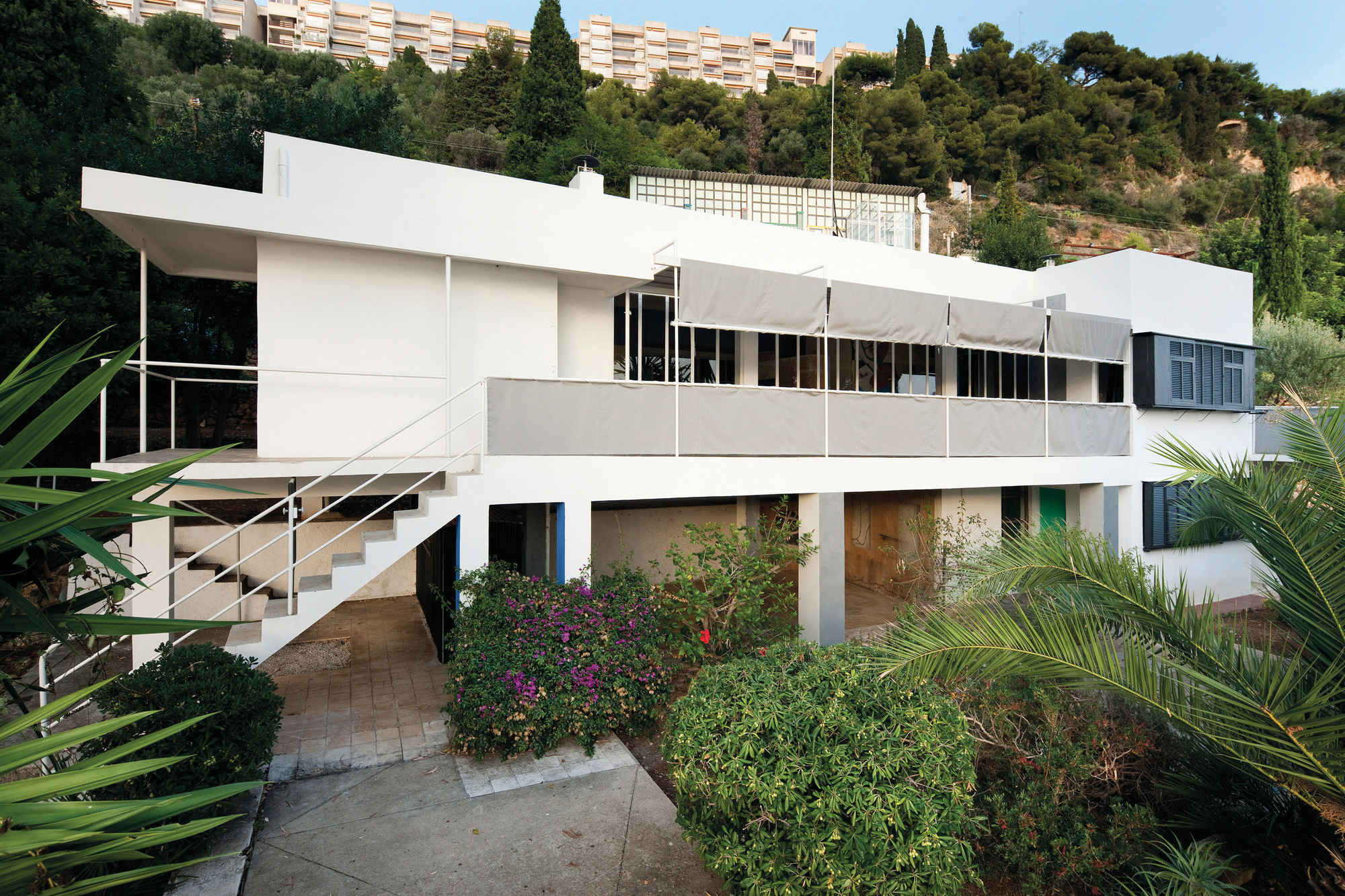 Restoring Eileen Gray S E 1027 Architect Magazine