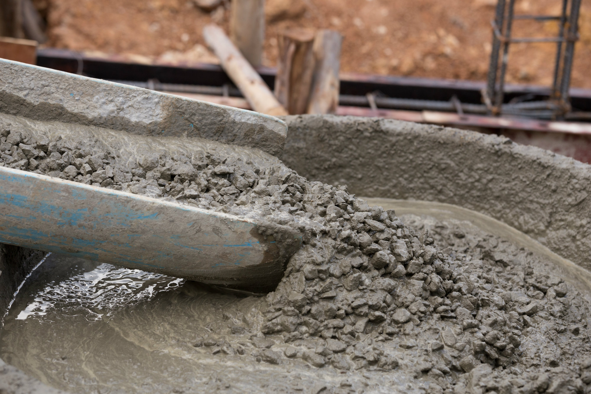 Pouring an Exposed-Aggregate Slab for a Front Porch | JLC Online