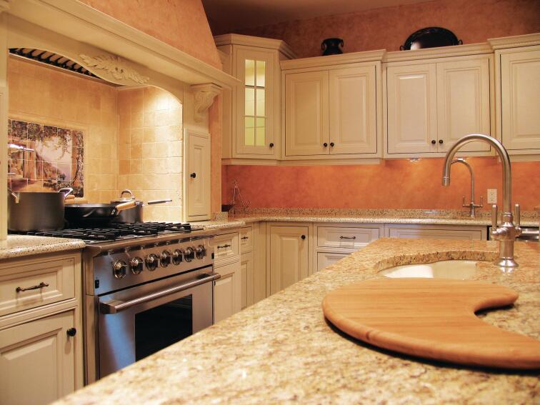 Green Gauge: Alure Home Improvements' Green Kitchen Display
