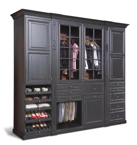 Closet Case: Taking Closets Beyond Design Afterthought