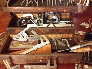 Look closely and you'll see the original owner's last name (Axel Aronson) engraved in the dial calipers in the right top drawer of the toolbox.