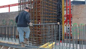 SCC makes it possible to consolidate concrete around congested steel reinforcement, increasingly an issue for high-rise construction.