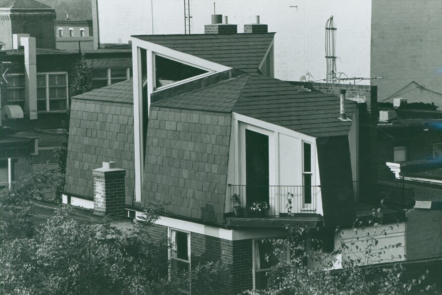 The third-floor addition on Tyng's house