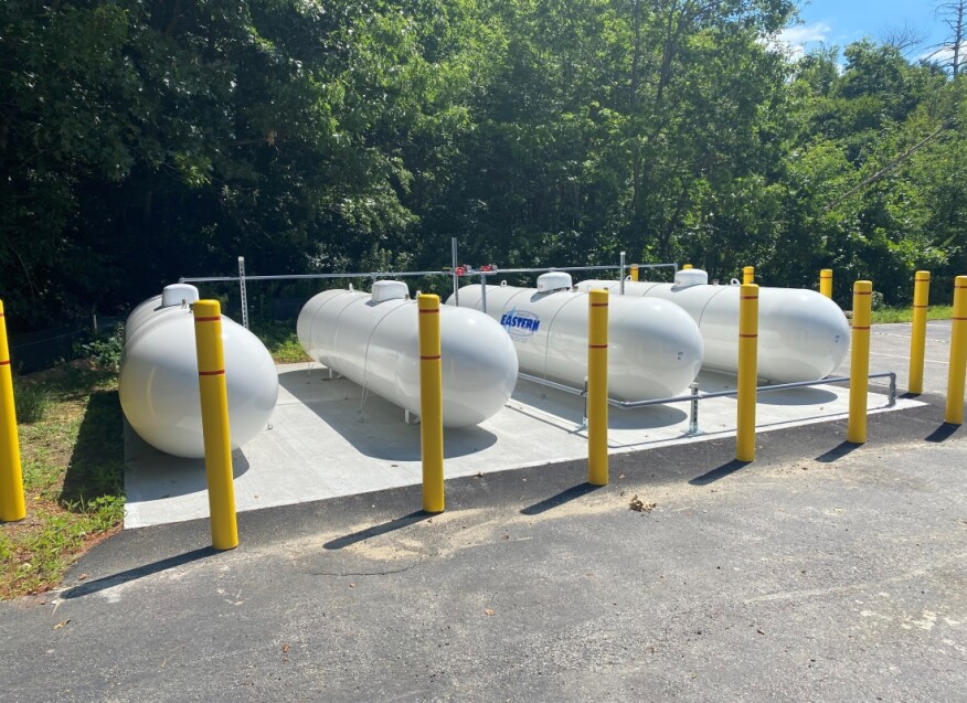 Eastern Propane & Oil installed four 1,000-gallon propane tanks at 8 Federal Street in Billerica, Mass., to support a new manufacturing tenant.