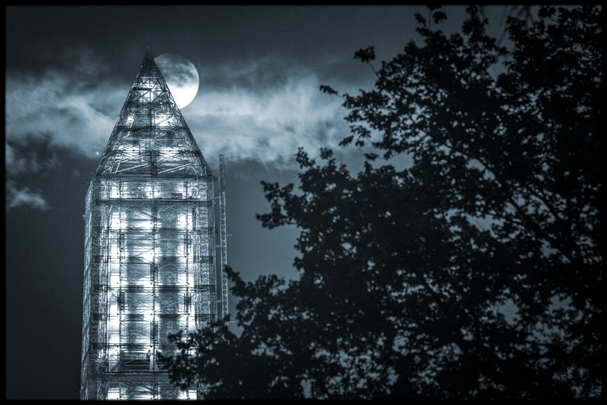 Moonrise over the Washington Monument.