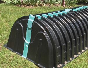 Recharger 280
Cultec
cultec.com
Series of high-profile, higher-capacity chambers for septic and stormwater systems
Recharger requires fewer chambers, less labor, and smaller installation area
Each chamber has two side portals, which allow for internal manifolding
HVLV Feed Connectors are inserted into side portals, allowing for flow from row to row