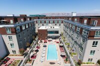 California Project Shows How Luxurious Modular Construction Can Be