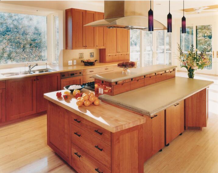 Tailor Made: Custom Storage Solutions for the Kitchen