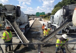 i - 40公路上啊CPR表达设计项目,北卡罗来纳州温斯顿-塞勒姆接触器:车道建设公司*老板:北卡罗莱那州运输部工程师:进步设计集团公司。