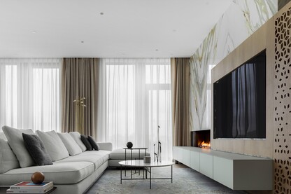 A lot of light and air: the interior of an apartment in the residential complex "Vorobiev House"