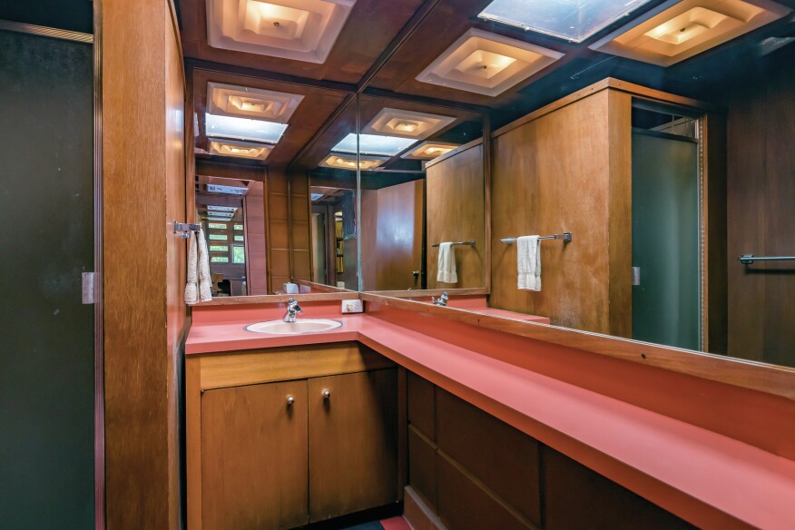 A bathroom in Frank Lloyd Wright's T.A. Pappas House in Town and Country, Mo.