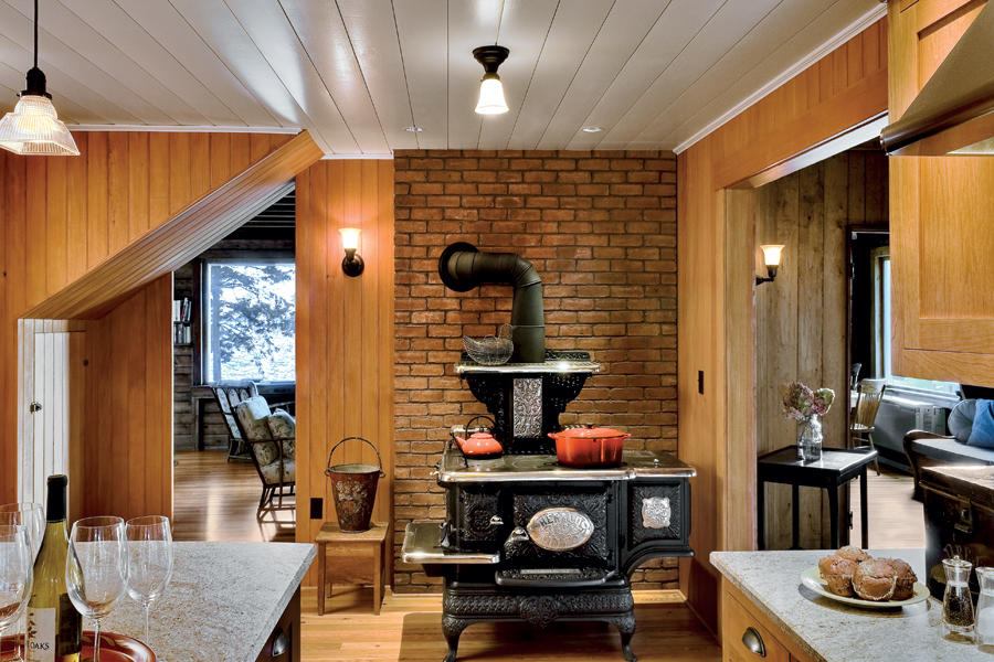 Cottage kitchen renovation in Maine | Builder Magazine
