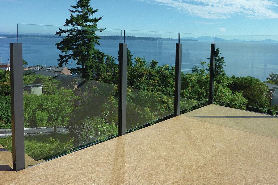 Duradek Panorama Post Railing System | JLC Online