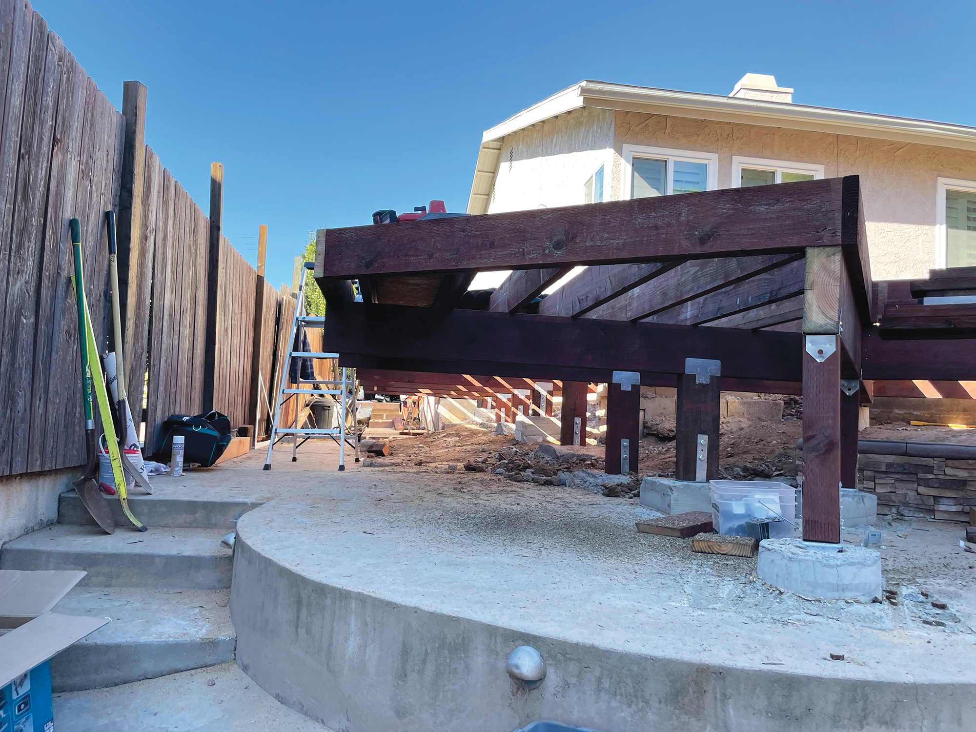 How To Build A Raised Deck On Concrete - Infoupdate.org